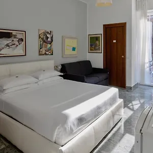 aiello-suites-executive.it-lombardy.com/